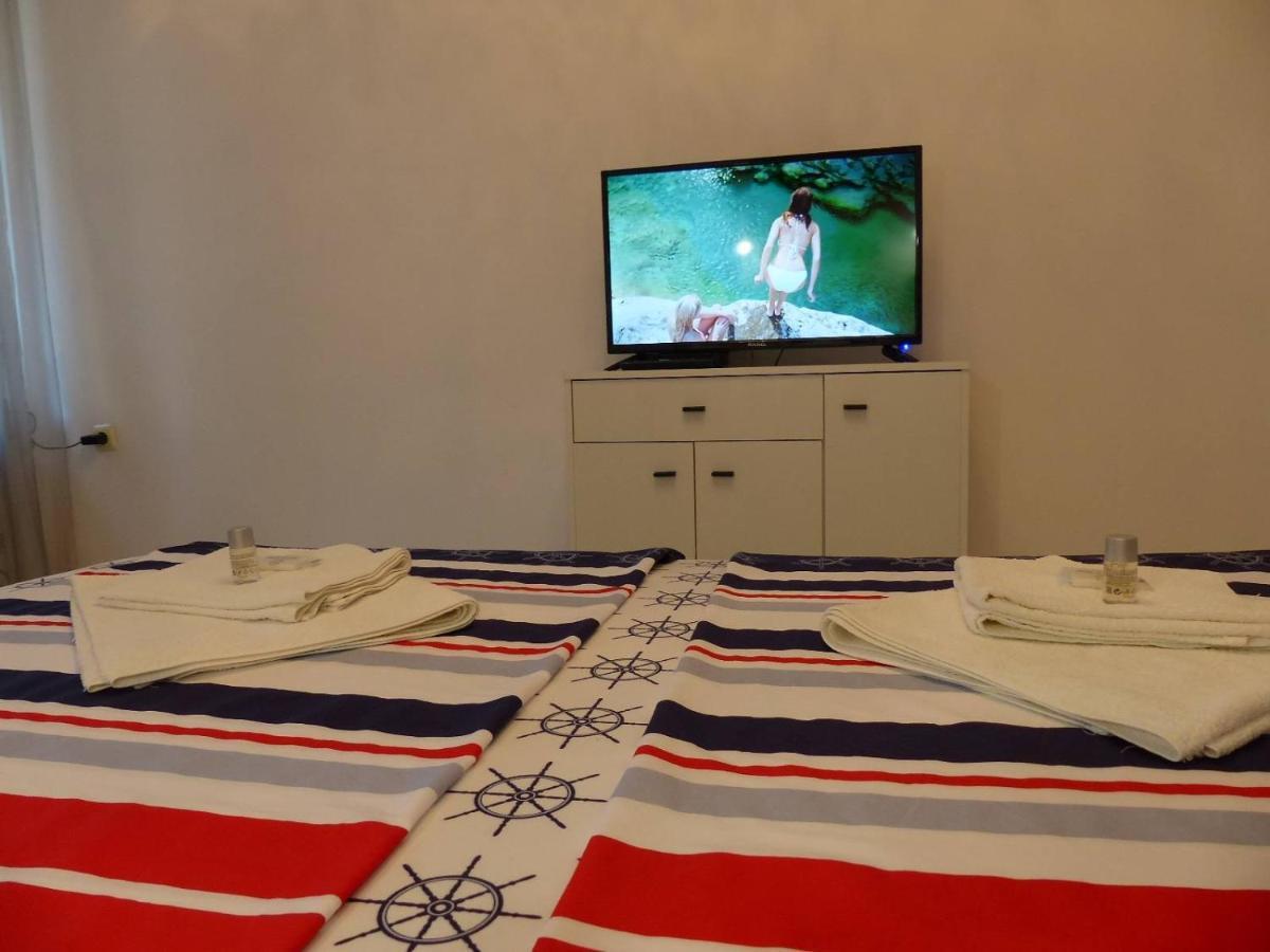Apartament Holiday Burgas City Exterior foto